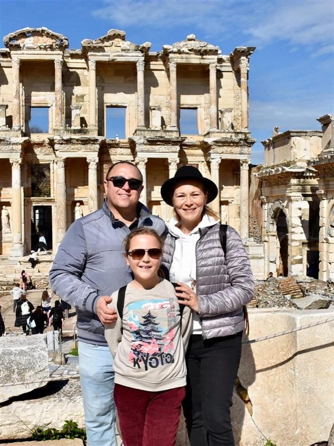 Hasan Gülday with his family in front of the Library of Celsus in Ephesus